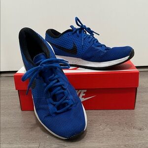 Nike Men's Royal Blue Athletic Sneakers